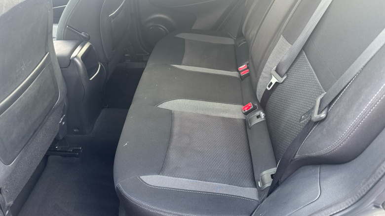 Nissan Qashqai 1.5 dCi N-Connecta 5dr Diesel Hatchback